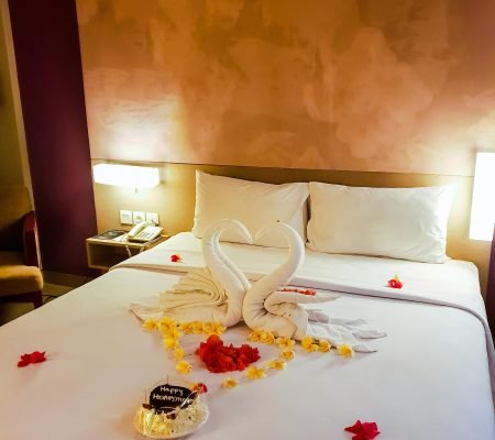 romantic-honeymoon-hotel-suite-2022-10-28-21-38-26-utc.jpg